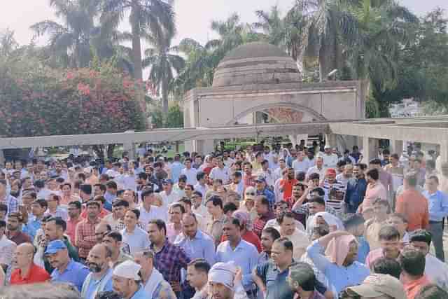 Protesting teachers in Uttar Pradesh