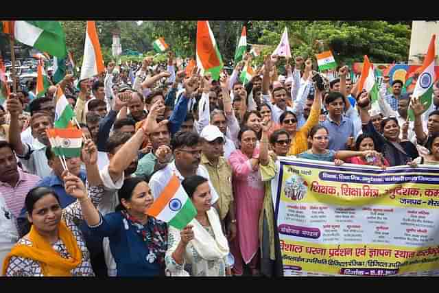 Protesting teacher in Uttar Pradesh