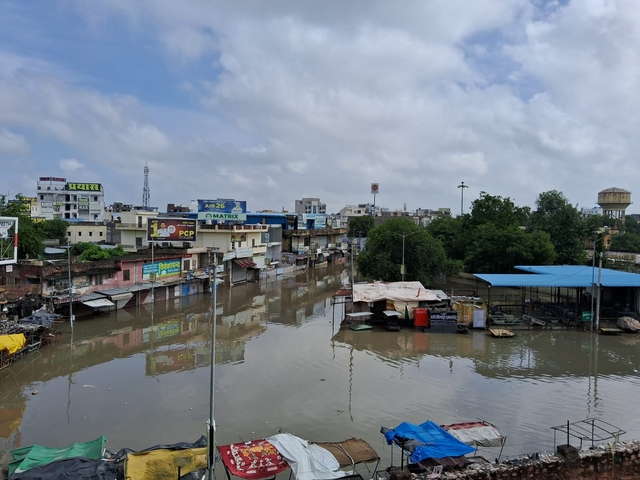 The entry point to Nawalgarh road. Two hours after the rain stopped. 