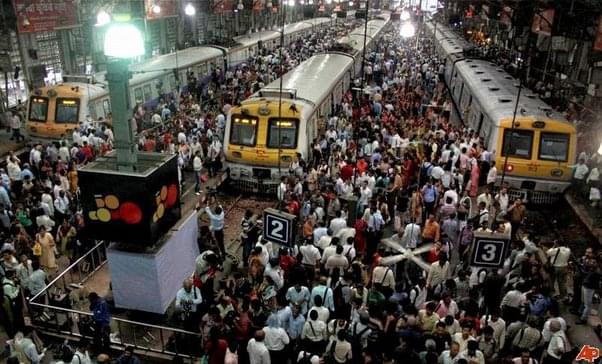 A scene of Mumbai local station.