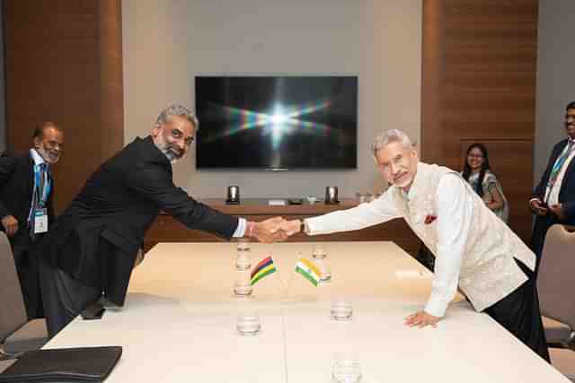 EAM Jaishankar with Mauritian FM Maneesh Gobin