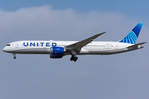United Airlines plane