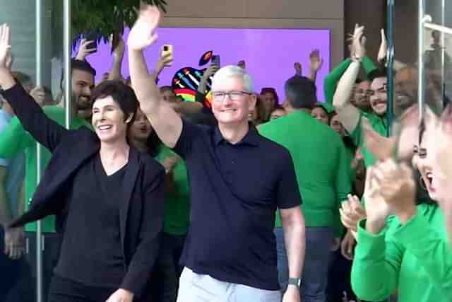 Apple CEO Tim Cook at the Inauguration of Apple's first Retail store