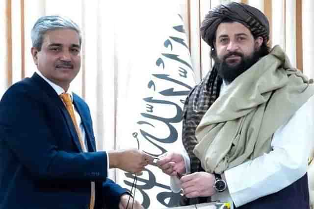 MEA Joint Secretary JP Singh and Afghanistan's acting Defense Minister Mullah Mohammad Yaqoob in Kabul