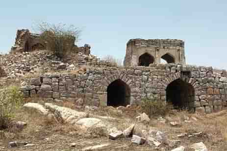 The Karnataka government has announced plans to develop the historic fort situated in the heart of Yadgir old city at an estimated cost of Rs 100 crore.