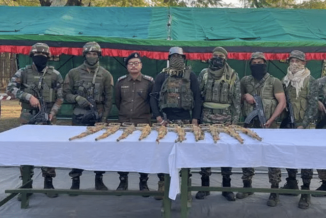Security Forces with Ten MQ-81 Chinese Origin Assault Rifles and Type 81 assault rifles (Pic Via X)
