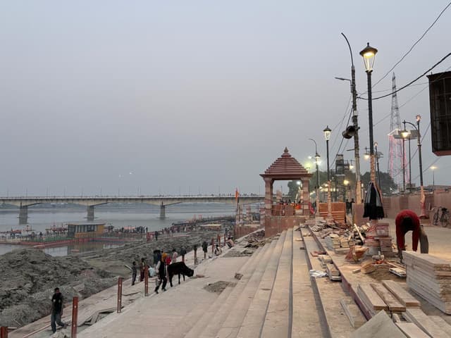 Expansion on Saryu Ghat.