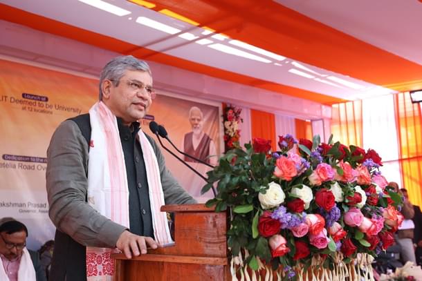 Railways Minister Ashwini Vaishnaw (Pic Via Twitter)
