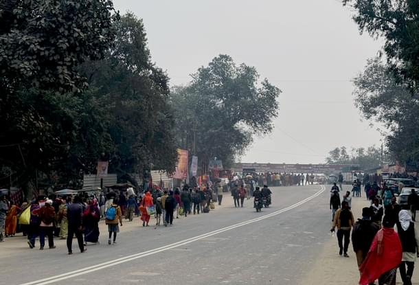 The path past the parking lot (Ankit Saxena/Swarajya)