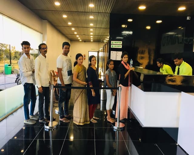 People queuing up at Lavato