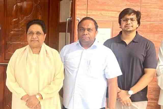 Mayawati (L) and Akash Anand (R)