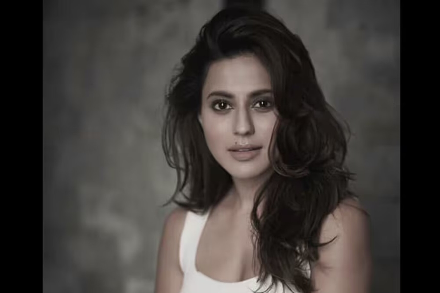 Kannada Actress Arrested for Gold Smuggling; DGP Distances Himself
