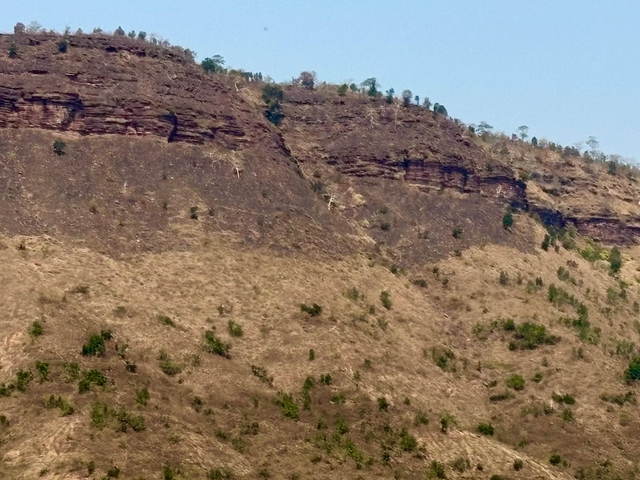 The Vindhyas at Maihar, Madhya Pradesh 