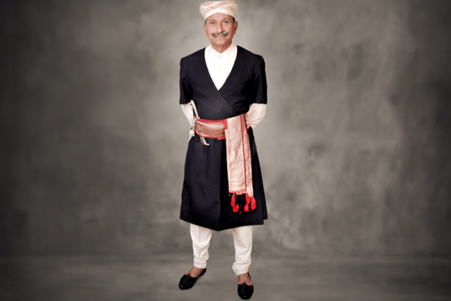 Black Kuppiya of the Kodavas with the peeche khatti