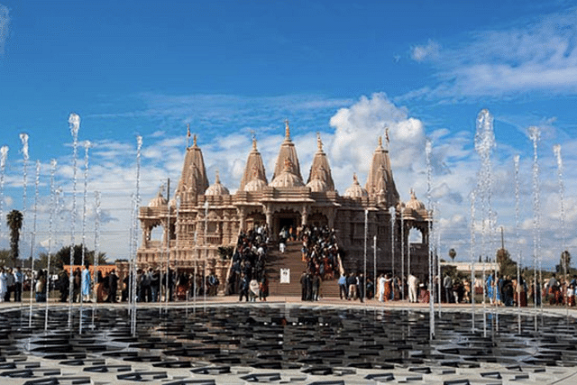 BAPS Hindu Temple in California