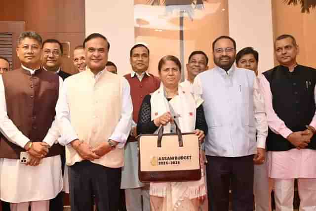 Assam CM Himanta Biswa Sarma (second from left) with Assam’s Finance Minister Ajanta Neog (in the centre).