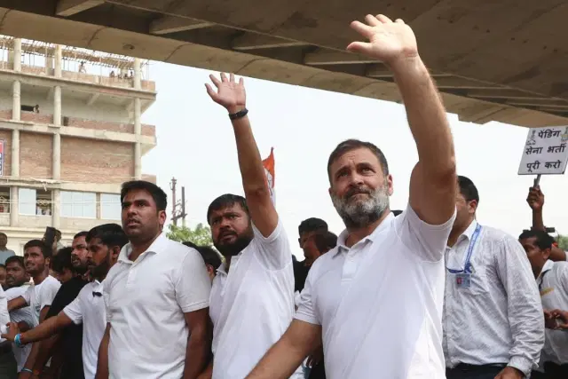 Rahul Gandhi with Kanhaiya Kumar in Bihar