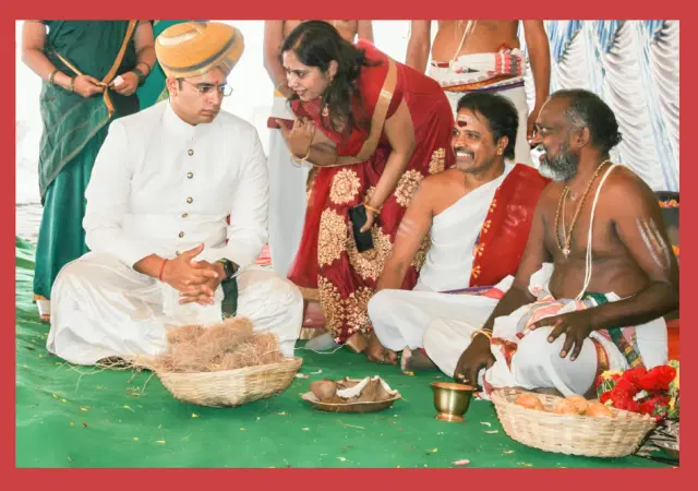 Ms Yashaswini Sharama with the Maharaja of Mysore.