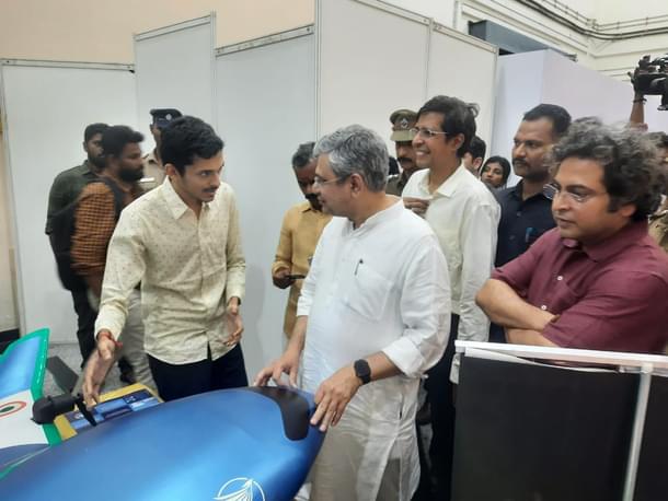 Harish Rajesh of Waterfly Technologies showing his prototype to Railway Minister Ashwini Vaishnaw