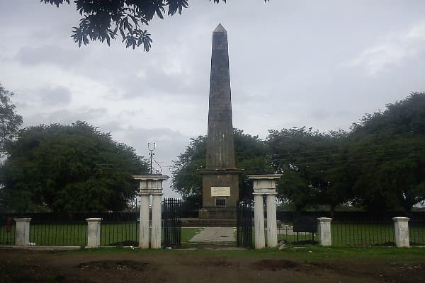 Bhima Koregaon Victory Pillar (Knitin777/Wikimedia Commons).