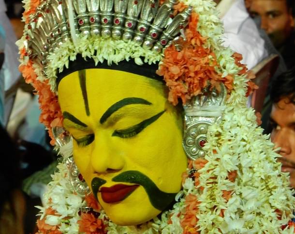 The channel/medium of Bobbaraya Swami (Source: Bhutawalas, Wikimedia Commons)