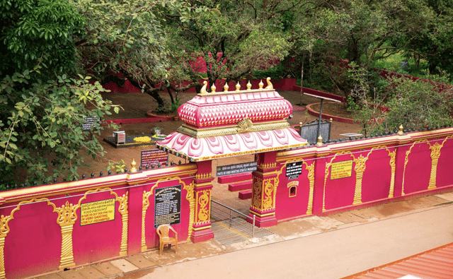 Koragajja Adisthala. Source: Swamy Koragajja Aadisthala website (clicking pictures inside or outside the Kshetra is prohibited)