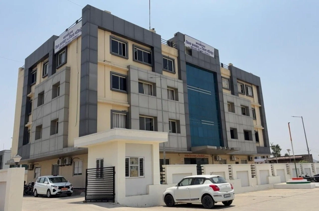 District collectorate in Khairthal.