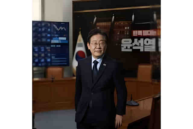 Lee Jae- Myung 