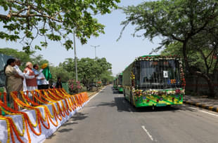 PM Modi flagging off the e-buses in Delhi (Representative Image)