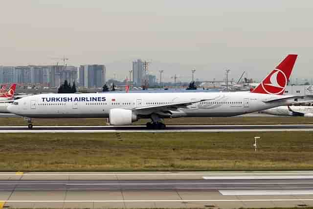 Turkish Airlines plane