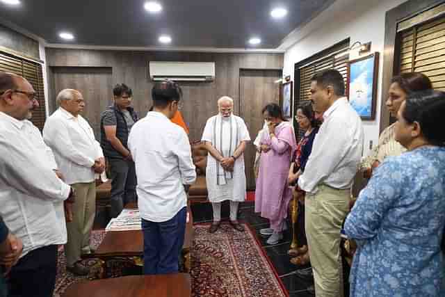 Modi Meets Rupani's family (X/@narendramodi)