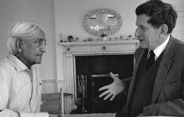 David Bohm (shown here in connection with J.Krishnamurti) proposed a Holistic Universe.