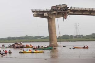 Rescue teams at collapsed Gambhira bridge, Vadodara. (Pic Via X) (File photo)