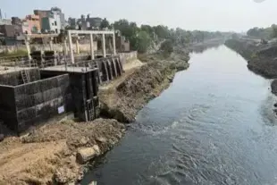 Toxic chemicals found in drains during Delhi pollution crackdown inspection. (Pic Via X)