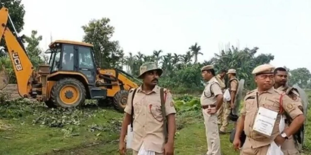 Forest officials and police collaborate in Lakhimpur
