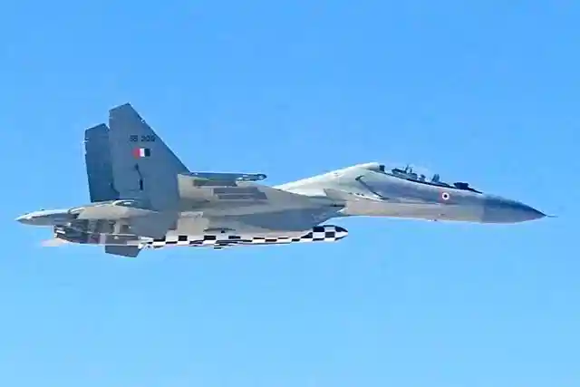BrahMos-A armed Su-30MKI moments before the launch of the missile. 