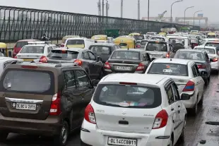 Cars in New Delhi. (Mohd Zakir/Hindustan Times via Getty Images) (Representative Image)