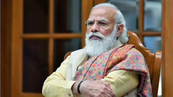 The Priest King: Narendra Modi's pandemic "look".
