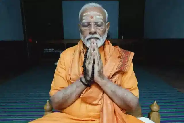 Modi in Saffron Attire 