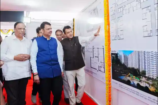 Joined by Deputy Chief Ministers Eknath Shinde and Ajit Pawar, Fadnavis referred to the trio as the “trimurtis” of Maharashtra’s development.