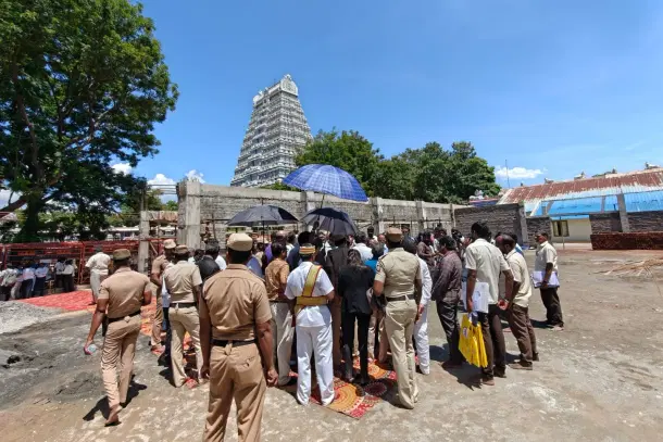 Judges and other officials during the inspection (TR Ramesh).