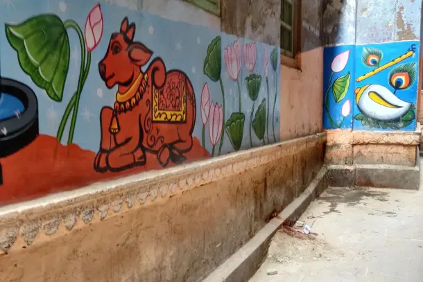 Spitting in public to attract a 250 fine in Varanasi