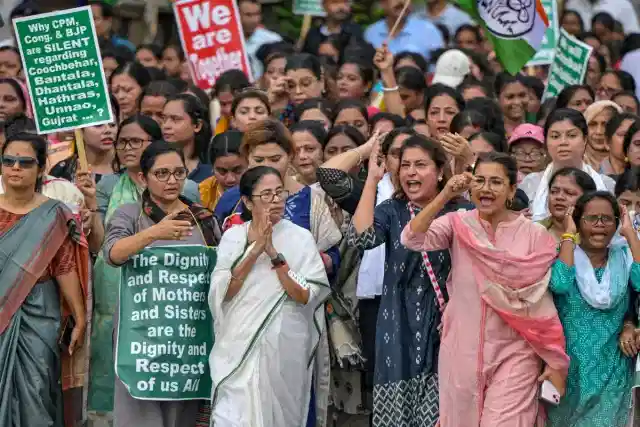 Kolkata Sees Massive TMC March Against SIR; BJP Accuses Mamata of Divisive Politics (X)