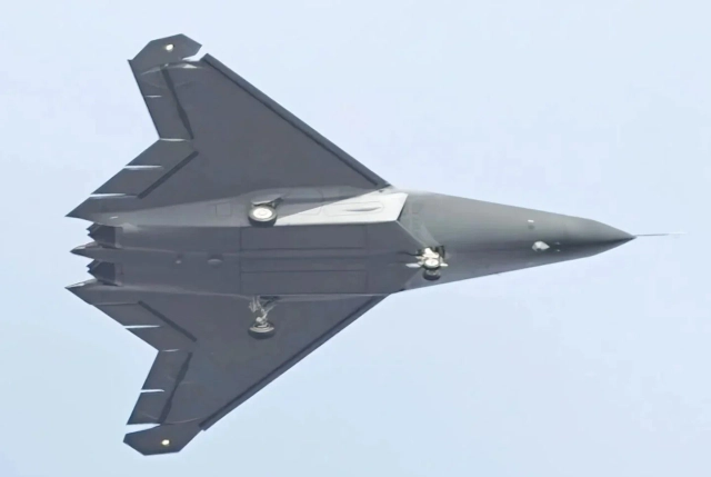 China’s Two Sixth-Generation Fighters Spotted At Secret Base Near ...