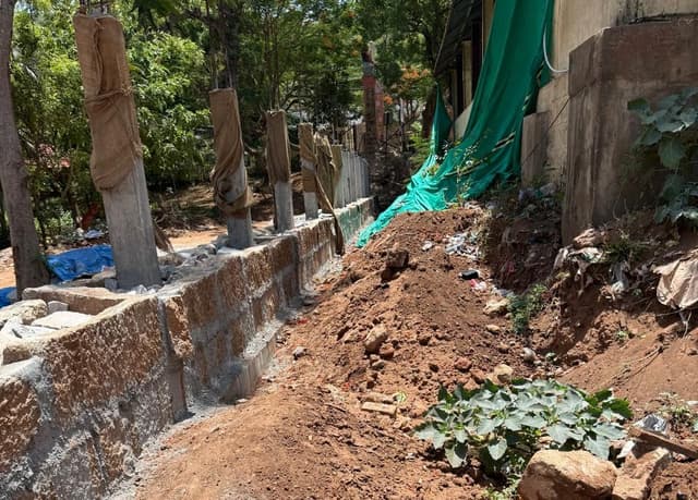 More constructions (TR Ramesh).