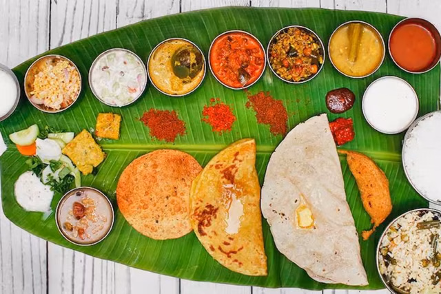 North Karnataka food at Basaweshwara Khanavalli.