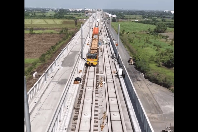 (Pic Credit: @AshwiniVaishnaw/X)