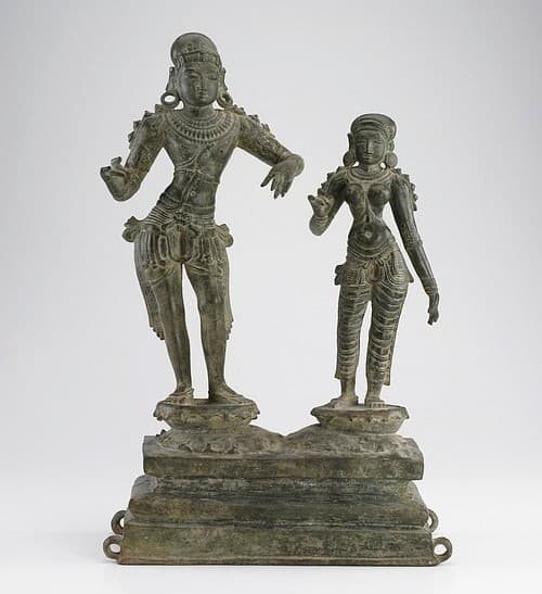 Saint Sundarar with wife Paravai from 16th century. (Img credit: Smithsonian)