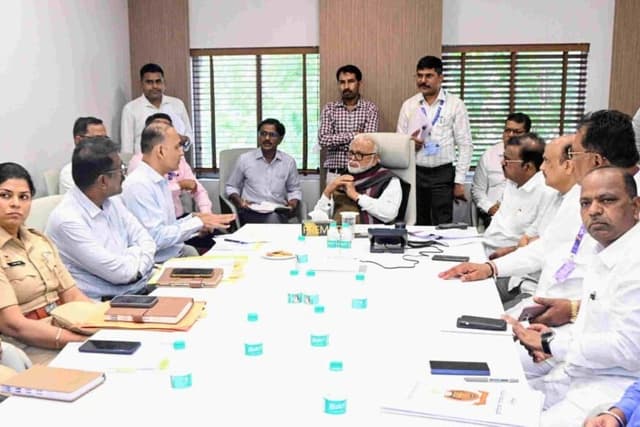 Minister Chhagan Bhujbal reviewed progress on the proposed four-lane highway project connecting Kopargaon, Yeola and Manmad along National Highways 160H and 752G.